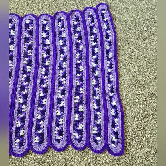 Vintage Handmade Crocheted Baby Blanket Purples-White Unisex 45 X 42 Crib Carry - Picture 9 of 9